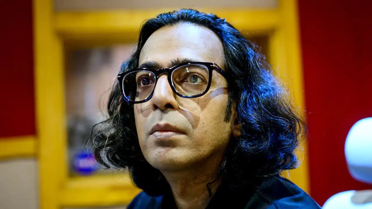 গ্রেপ্তার হন বাবা, এক রাতে হয়ে যাই বাস্তুহারা