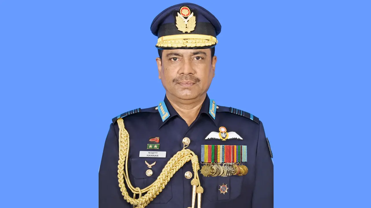 বিমান বাহিনীর সাবেক প্রধানের সম্পদ ক্রোক ও ব্যাংক হিসাব ফ্রিজ