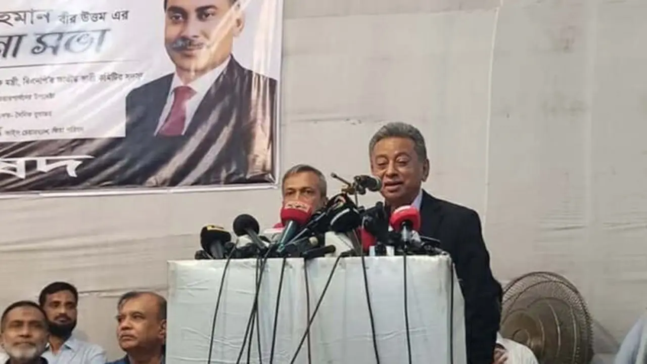 ডিসেম্বরের মধ্যে নির্বাচন হতে হবে : আমীর খসরু