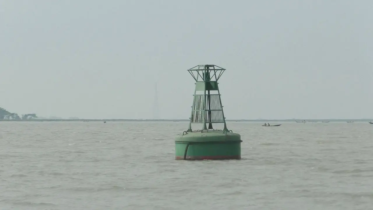 বিপৎসীমার ওপরে দক্ষিণাঞ্চলের ৬ নদীর পানি