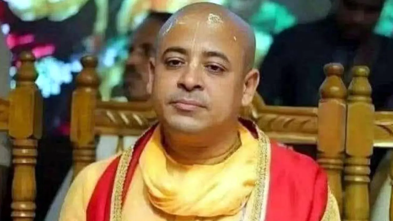 চিন্ময় দাসকে আরেকটি নাশকতার মামলায় জেলগেটে জিজ্ঞাসাবাদের নির্দেশ