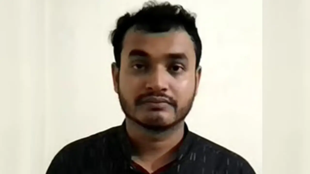 চট্টগ্রামে জালনোট নিয়ে সাবেক শিবির নেতা গ্রেপ্তার