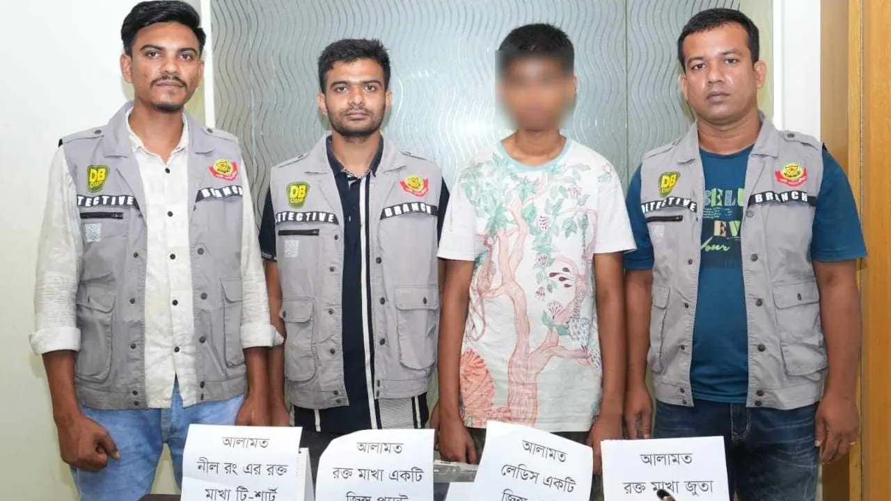 সাইকেল কিনতে এসে টাকা চুরি, দেখে ফেলায় দুই খালাকে খুন