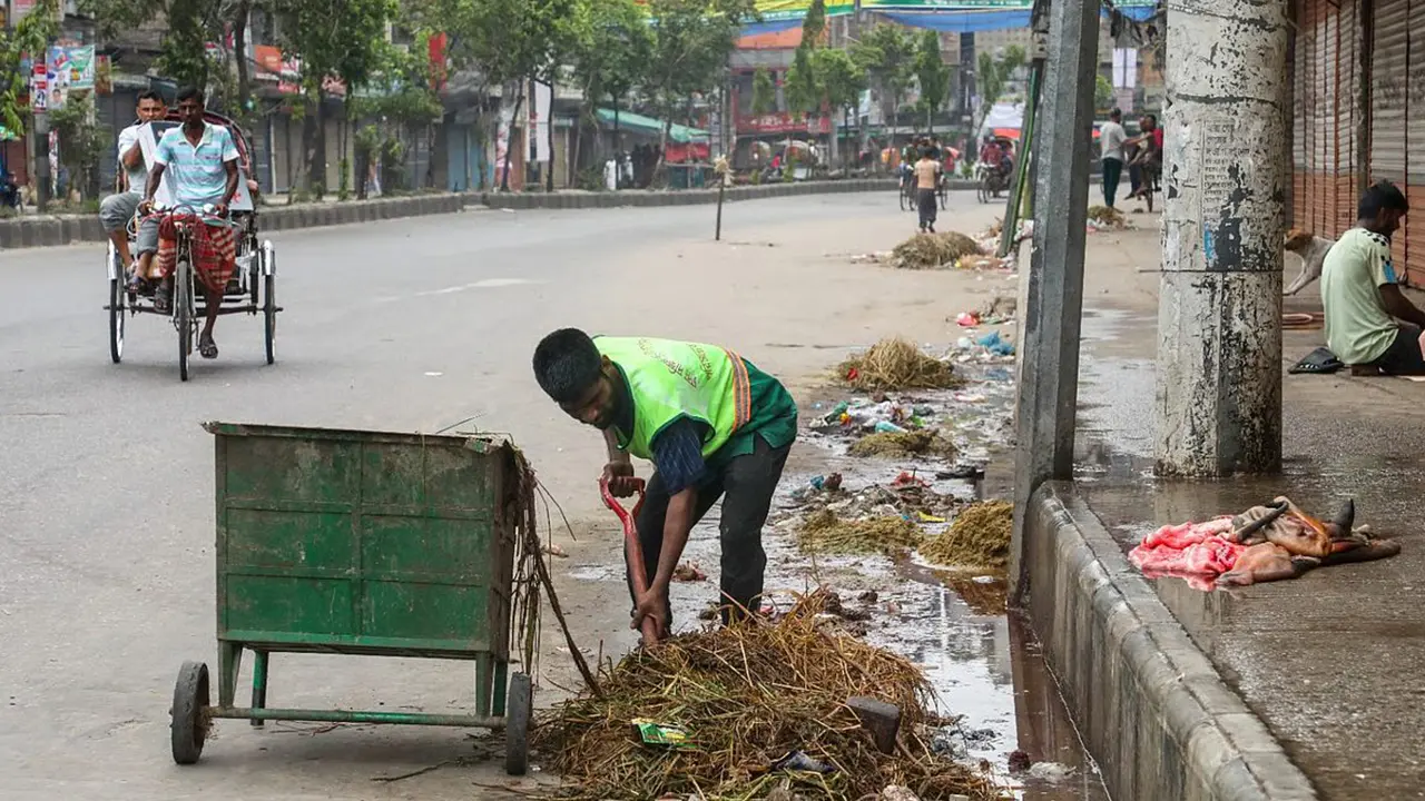 কোরবানির বর্জ্য ব্যবস্থাপনায় সেনাবাহিনীর সম্পৃক্ত হওয়ার পরিকল্পনা নেই