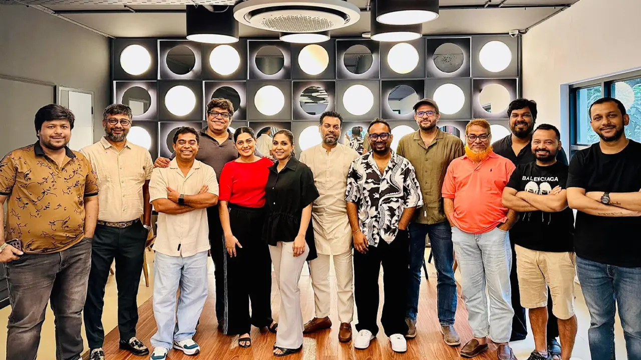 ন্যায্য হিস্যা থেকে বঞ্চিত, একজোট হলেন প্রযোজকেরা