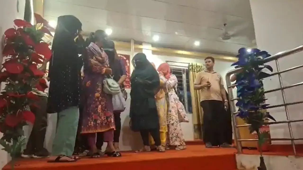 অসামাজিক কার্যকলাপের অভিযোগ, উত্তরার গ্র্যান্ড ইনে পুলিশের অভিযান