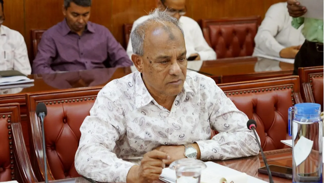 র‍্যাবকে পুনর্গঠন করা হবে : স্বরাষ্ট্র উপদেষ্টা