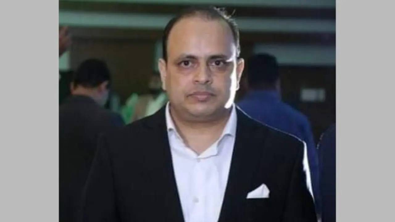 ইসলামী ব্যাংকের সাবেক ডিএমডিসহ ১৩ জনের দেশত্যাগে নিষেধাজ্ঞা