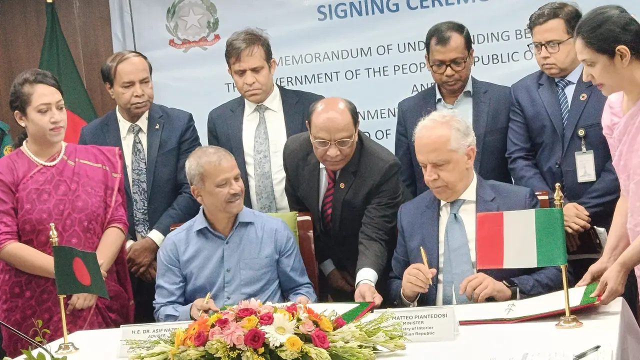 ইতালির সঙ্গে মাইগ্রেশন অ্যান্ড মবিলিটিবিষয়ক সমঝোতা স্মারক সই