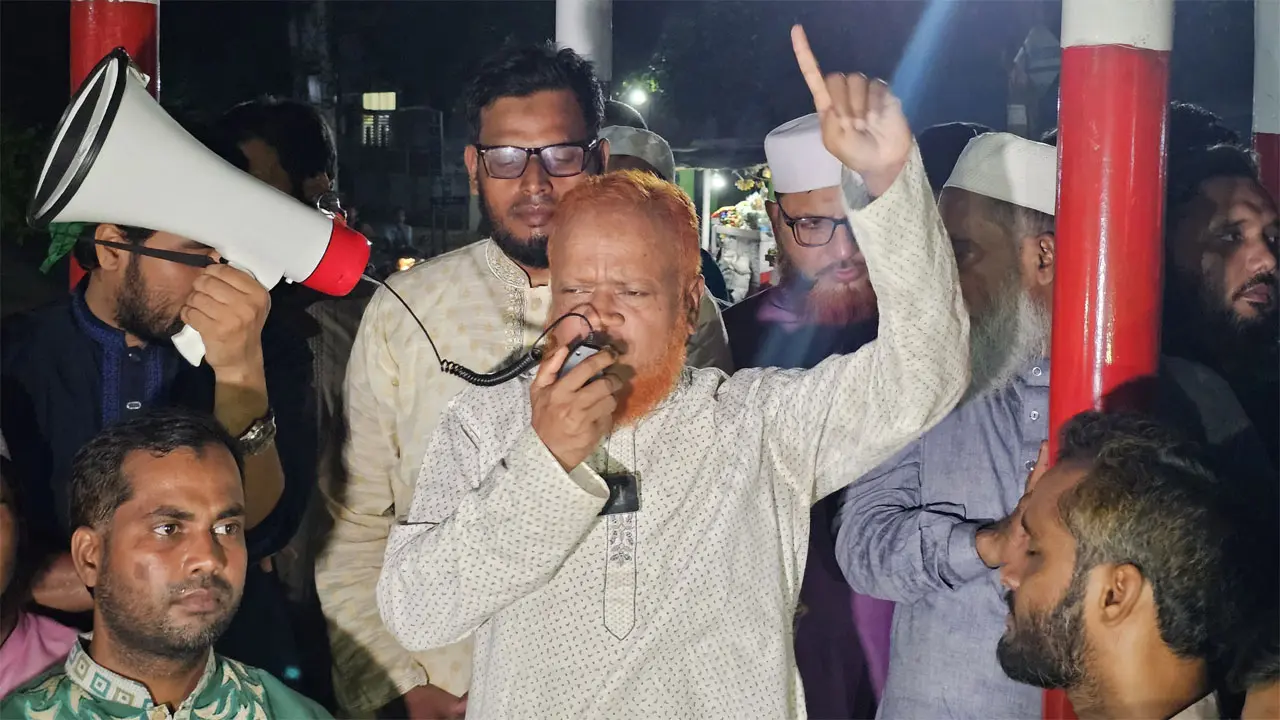দোসরদের পক্ষ অবলম্বনকারী উপদেষ্টাদের বিদায় দিতে হবে : বুলবুল