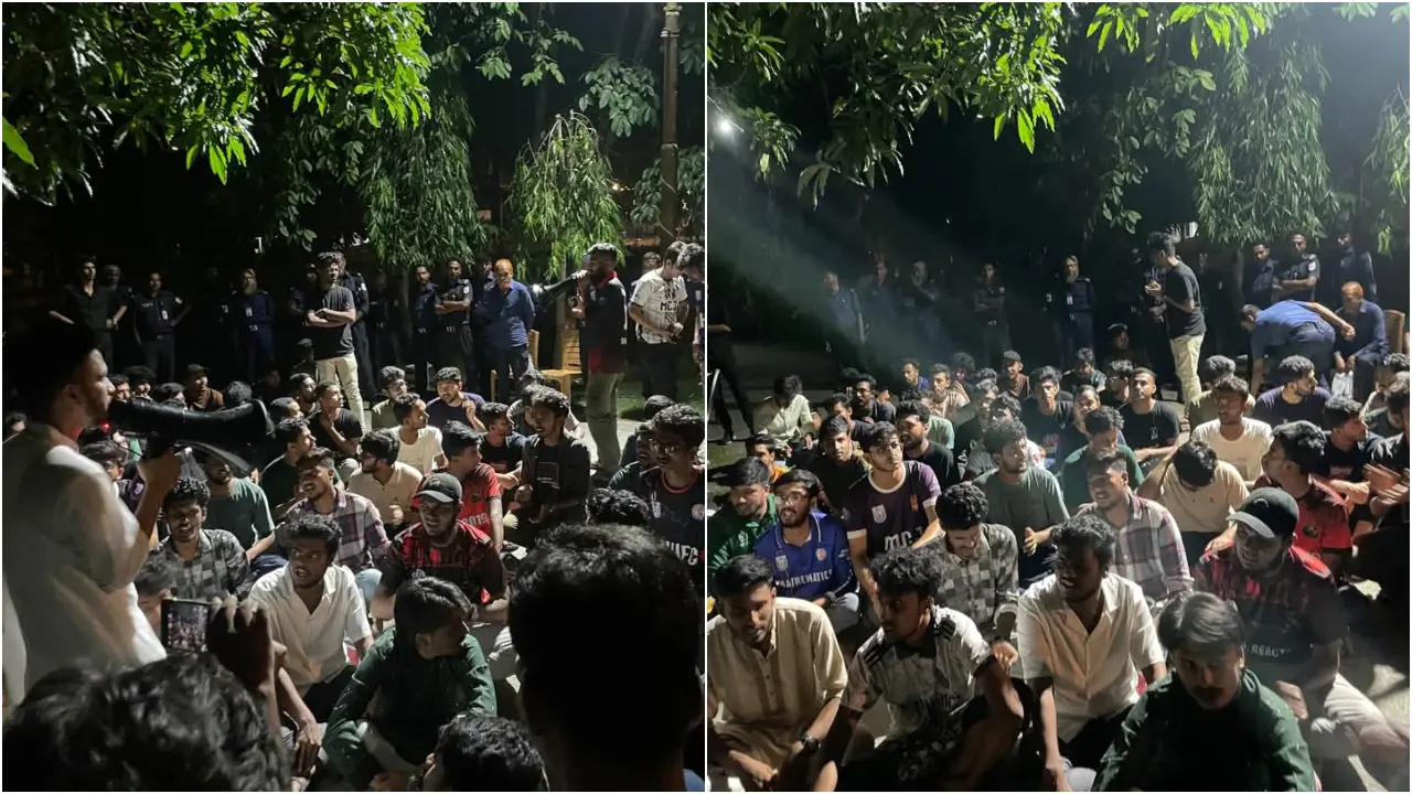 মধ্যরাতে শিক্ষার্থীদের বিক্ষোভে উত্তাল খুলনা বিশ্ববিদ্যালয়