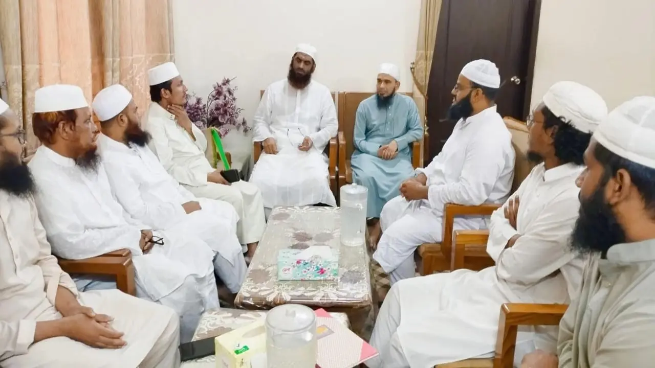 শাপলা শহীদদের স্মরণে ২৪ মে’র সম্মেলন সফল করুন : মামুনুল হক