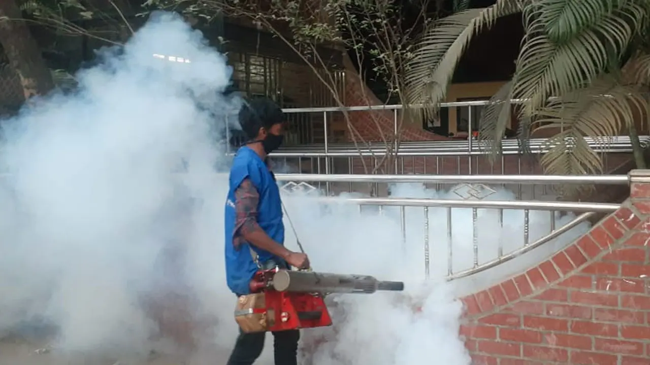 গরমে মশককর্মীদের কাজ এক ঘণ্টা কমালো ডিএনসিসি