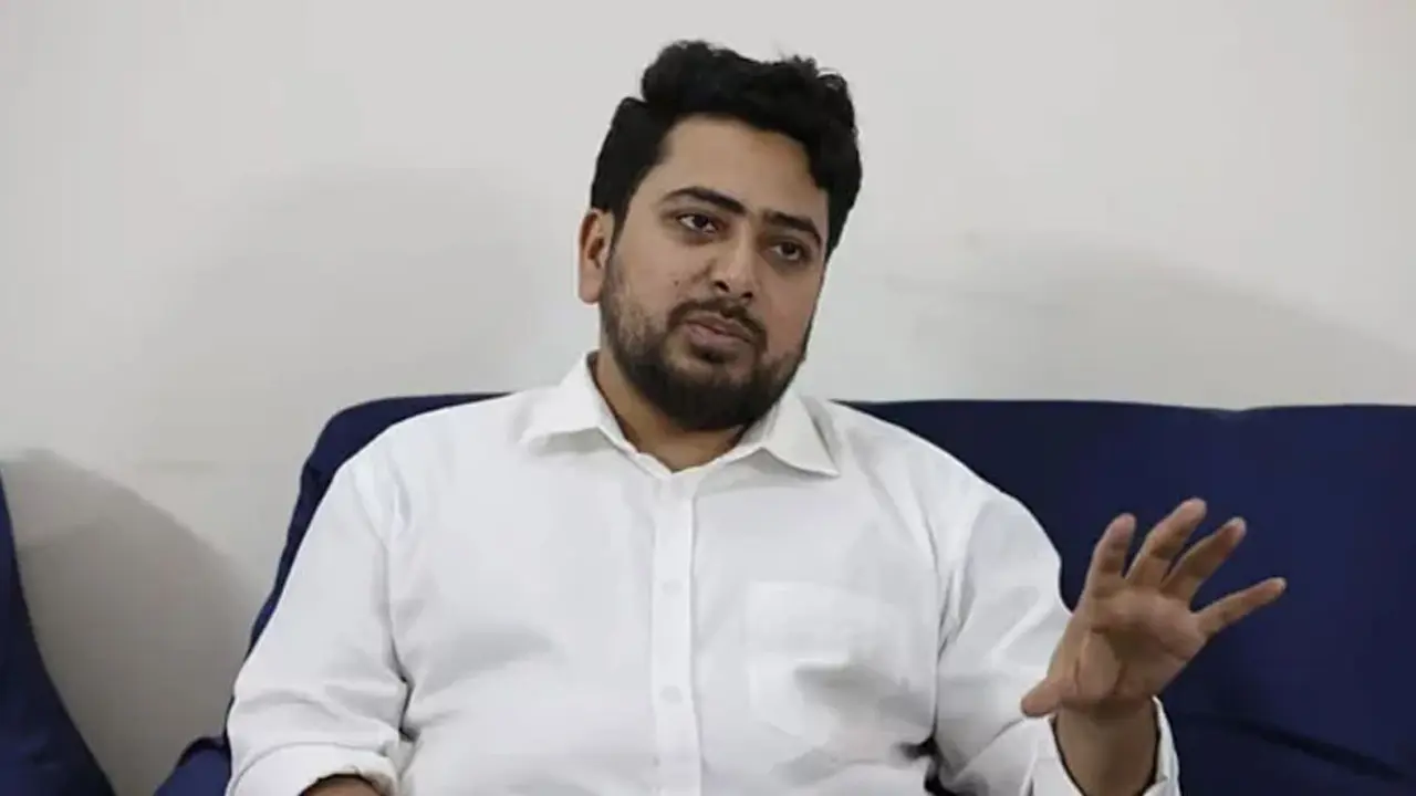 নতুন সংবিধান ছাড়া নতুন বাংলাদেশের প্রয়োজন নেই : নাহিদ ইসলাম