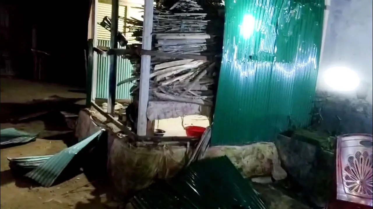 নেত্রকোনায় ঈদ শুভেচ্ছা বিলবোর্ড নিয়ে দ্বন্দ্ব , নিহত ১