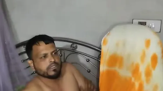 নারীর ঘরে পুলিশ সদস্য আটক, কালেমা পড়ে বিয়ে করেছেন দাবি দুজনের