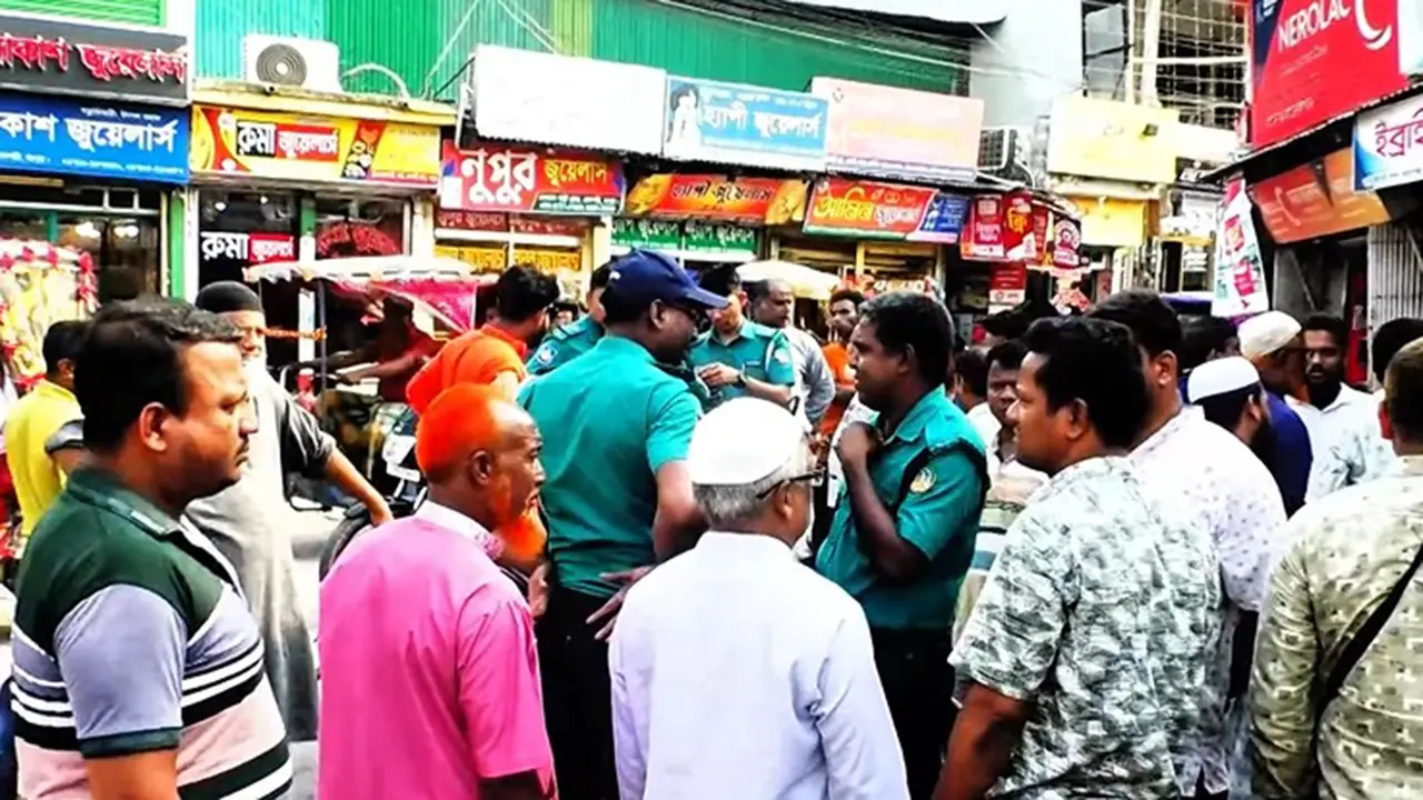 রংপুরে দিন-দুপুরে স্বর্ণের দোকানে চুরি