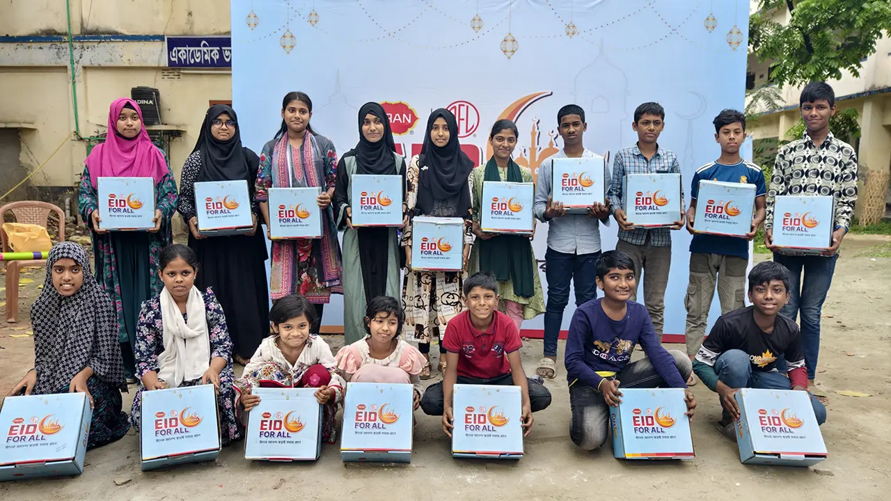 সুবিধাবঞ্চিত শিশুদের ঈদ উপহার দিল প্রাণ-আরএফএল গ্রুপ
