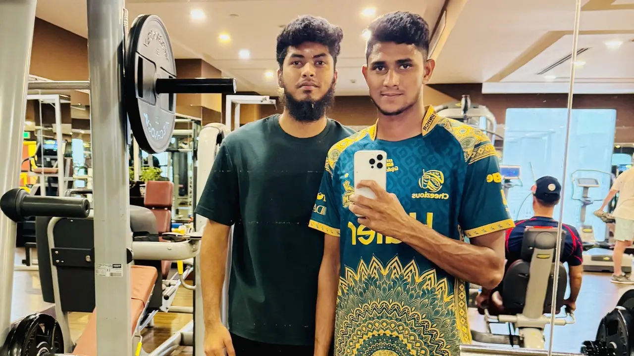 পিএসএল থেকে চার্টার্ড বিমানে ফিরবেন নাহিদ-রিশাদরা!