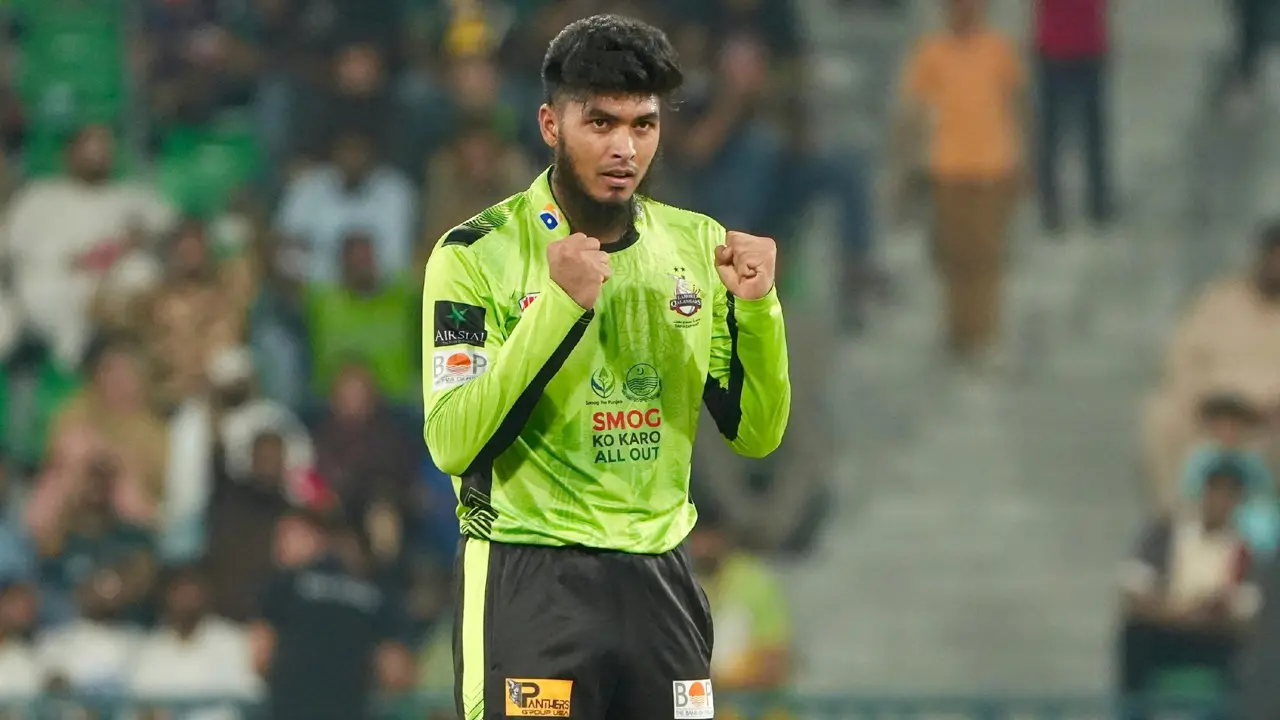 লাহোরকে ফাইনালে তুলে আইফোন জিতলেন রিশাদ