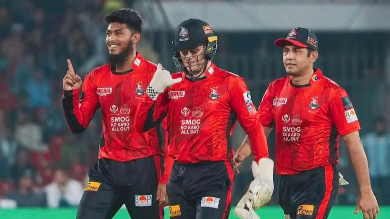 দলের হারের দিনে রেকর্ডবুকে ‘সবার ওপরে’ রিশাদ