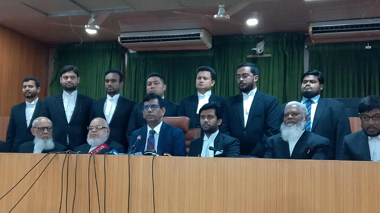 শেখ হাসিনার বিরুদ্ধে মানবতাবিরোধী অপরাধের পাঁচ অভিযোগ