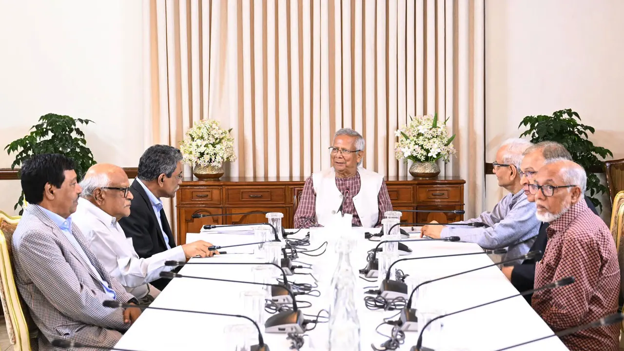 রাজনৈতিক দলের সঙ্গে ঐকমত্য কমিশনের দ্বিতীয় দফায় আলোচনা জুনে