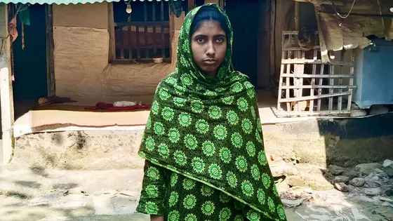 দৃষ্টি নেই কিন্তু হৃদয়ে অদম্য আলো আরিফার