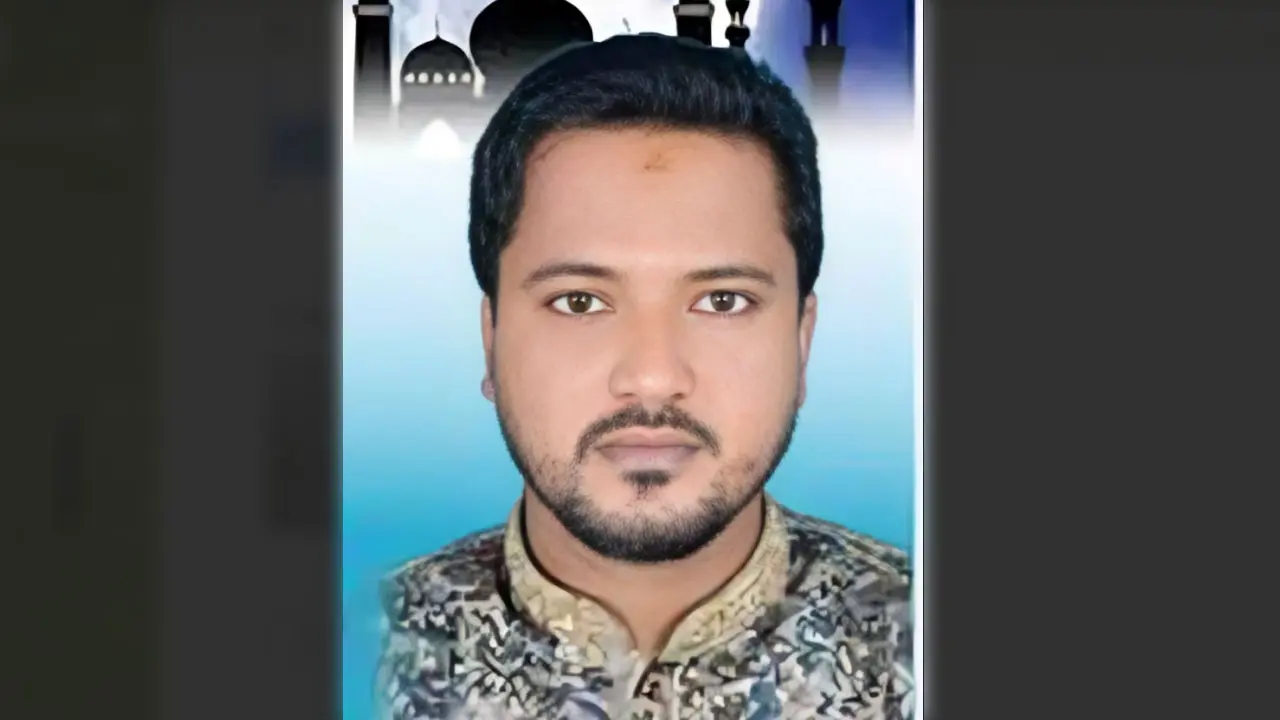 একই ব্যক্তিদের বাবা-মা দেখিয়ে ২০ জন্মসনদ, গাইবান্ধায় চেয়ারম্যান বরখাস্ত