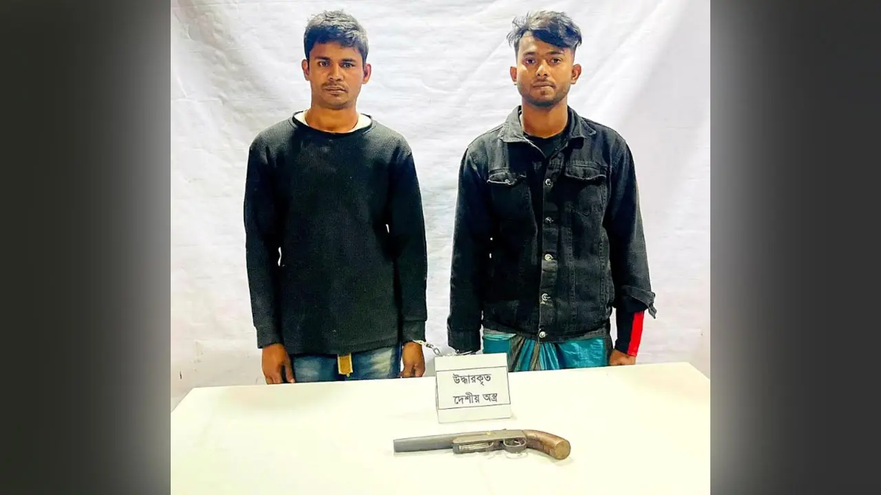 কুমিল্লায় অস্ত্রসহ যুবদল ও ছাত্রদলের দুই কর্মী আটক