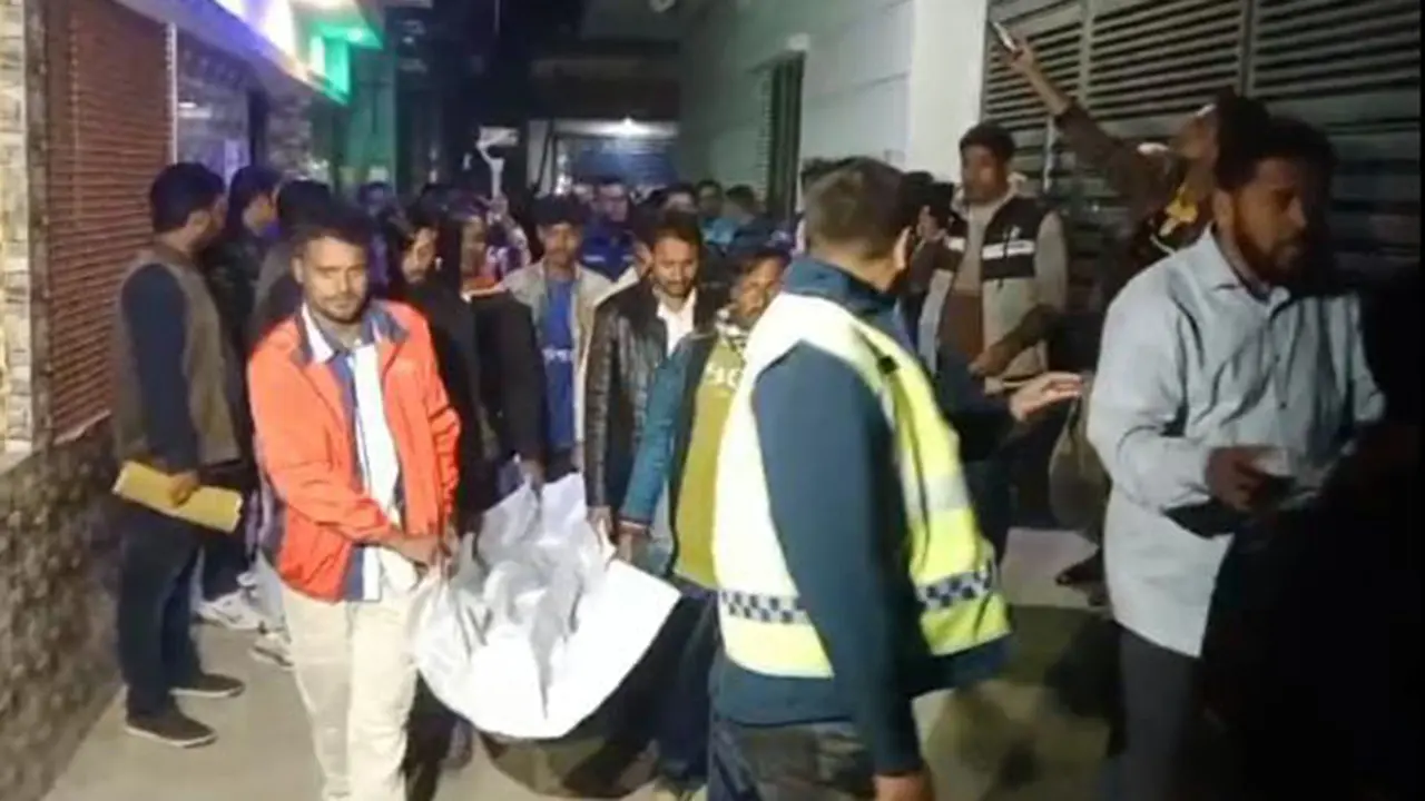 প্রেমের বিয়ে, ২ মাসের মাথায় নববধূর ঝুলন্ত মরদেহ উদ্ধার
