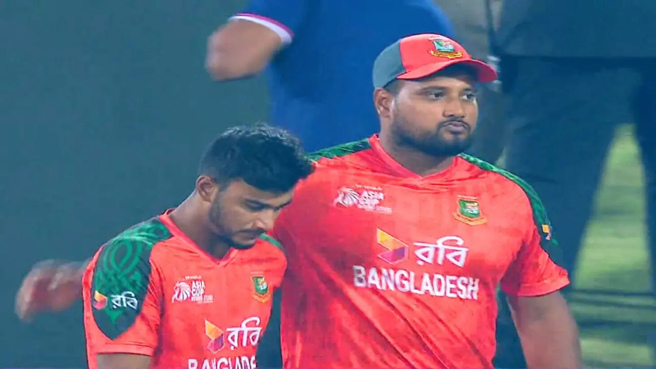 সুপার ওভারে বাংলাদেশের স্বপ্নভঙ্গ, রেকর্ড তৃতীয়বার চ্যাম্পিয়ন পাকিস্তান