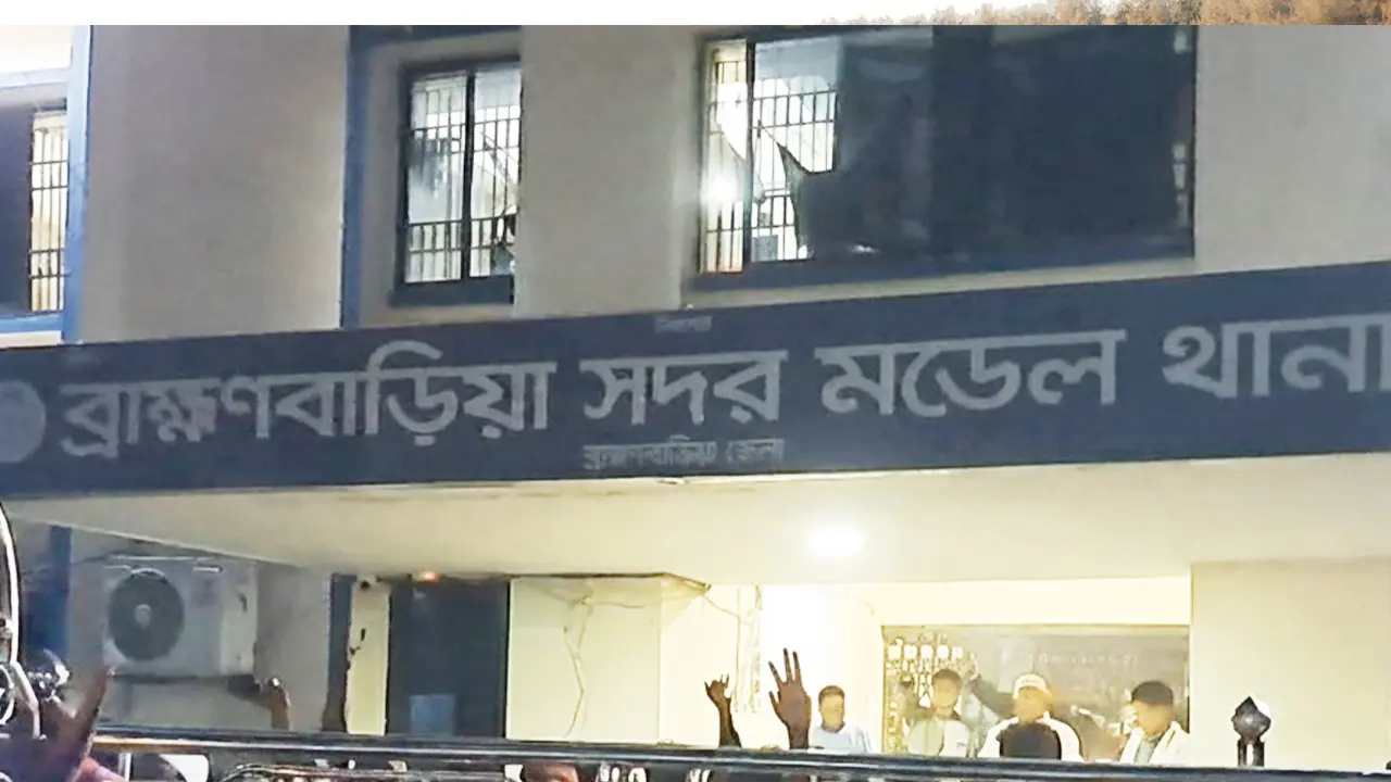 ছাত্রদল নেতা সাদ্দামের লাশ নিয়ে থানা ঘেরাও