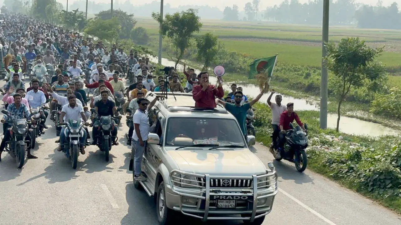 বিজয়ী হয়ে এলাকার সার্বিক উন্নয়নে মানুষের পাশে থাকব : মোশারফ 