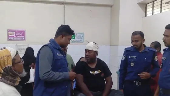 পালাতে গিয়ে গ্রামে ঢুকে পড়লো ডাকাত, পিকআপ ভ্যানসহ গ্রেপ্তার ২  