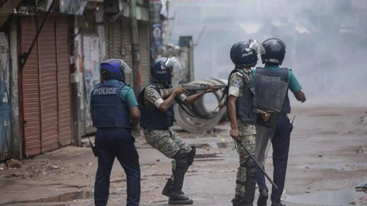ট্রাইব্যুনালে সাক্ষ্য দিলেন সিআইডির ২ ফরেনসিক বিশেষজ্ঞ