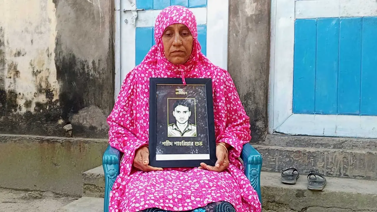 রায় হয়েছে, কিন্তু শান্তি পাব ফাঁসি কার্যকর হলে : শহীদ শাহরিয়ারের মা