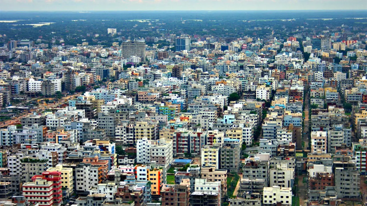 এমন ভূমিকম্প ‘আগে কখনো দেখেনি’ রাজধানীবাসী