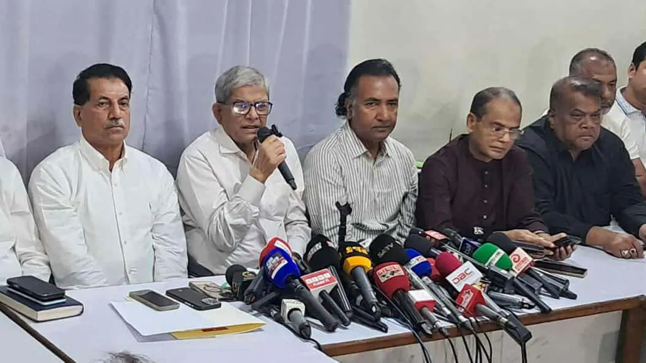 বাংলাদেশের শত্রুরা আবার মাথাচাড়া দিয়ে উঠছে : মির্জা ফখরুল