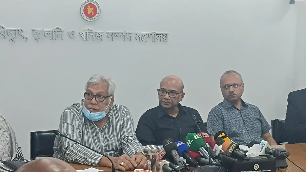 আদানির সঙ্গে চুক্তি নিয়ে যা বললেন জ্বালানি উপদেষ্টা