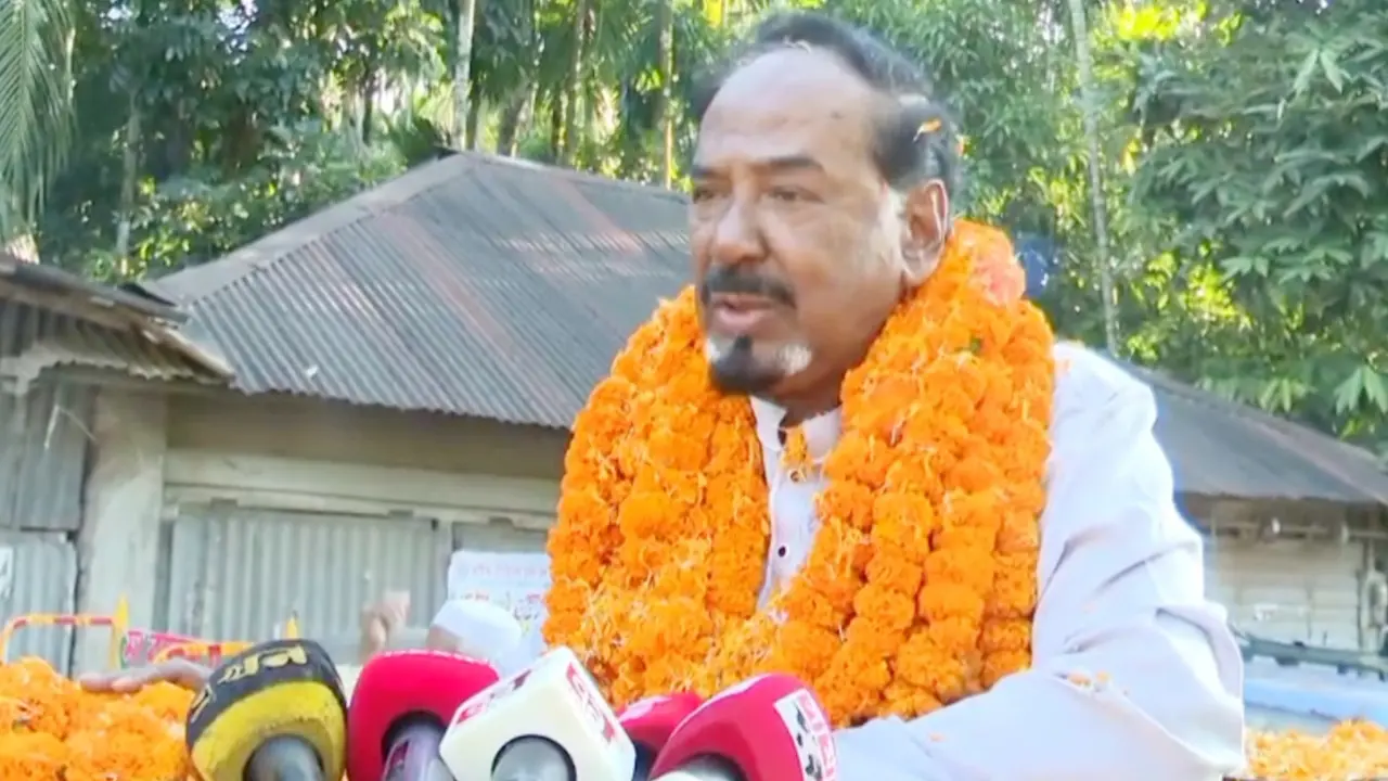 সংবিধান পরিবর্তনের অধিকার শুধু নির্বাচিত প্রতিনিধিদের : হাফিজ উদ্দিন