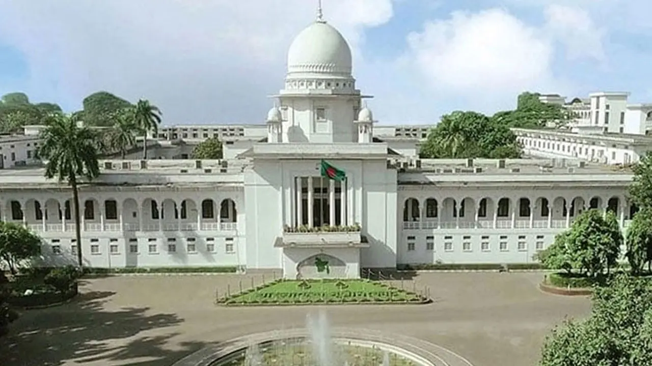 শেখ হাসিনার রায় ঘিরে জাতীয় ঈদগাহ মাঠে বহিরাগত প্রবেশে নিষেধাজ্ঞা