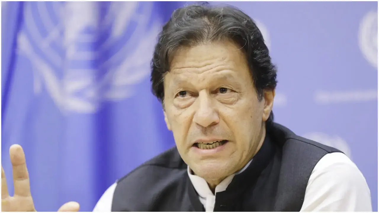 ‌‘ইমরান খান জীবিত, দেশ ছাড়তে চাপ দিচ্ছে সরকার’