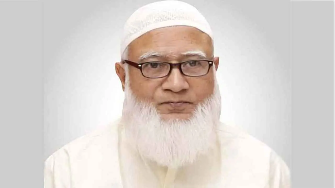 বিল্ডিং কোড মেনে ভবন নির্মাণ হচ্ছে কিনা তা কঠোরভাবে তদারকি করতে হবে