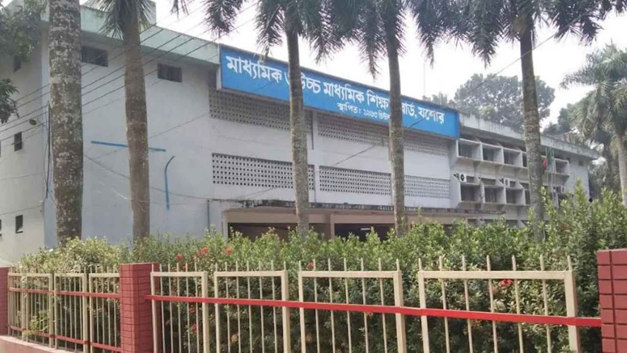 এইচএসসিতে যশোর বোর্ডে খাতা চ্যালেঞ্জ করে পাস করলেন ৫৪ পরীক্ষার্থী