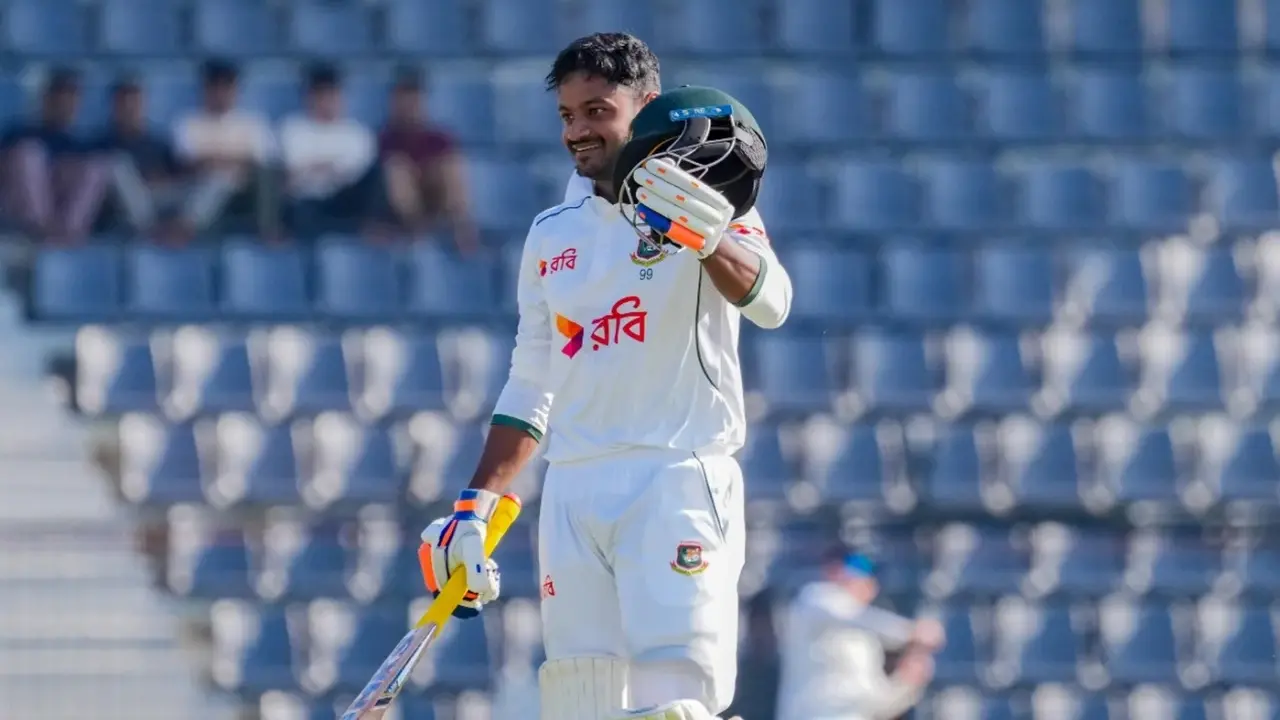 ক্যারিয়ার সেরা ইনিংসের পর এক ওভারে জয়ের ১৬ রান