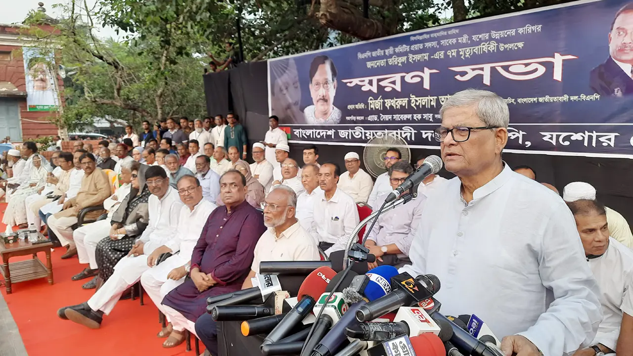 দেশ অস্থিতিশীল করার ষড়যন্ত্র হচ্ছে : মির্জা ফখরুল