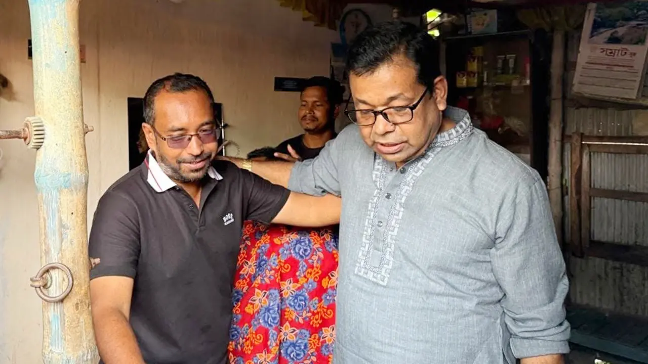 মনোনয়ন না পেয়ে যা জানালেন কণ্ঠশিল্পী মনির খান