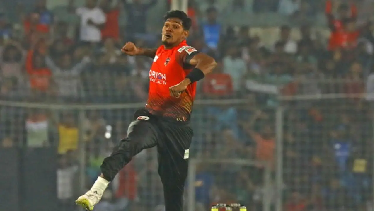 মুশফিকদের টাকা এখনো দেয়নি খুলনা
