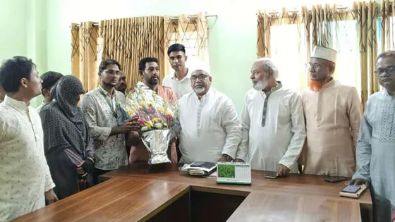 ইসলামী ব্যাংকের চাকরিচ্যুত ১৮ কর্মকর্তার পাশে থাকার আশ্বাস বিএনপি নেতার